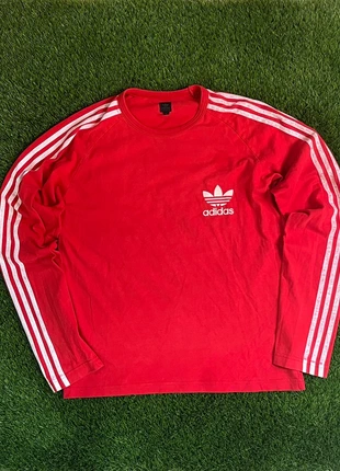 Adidas Originals 80s Red Long Sleeve 3-Stripes Sportswear Essential, marca: adidas, estado: Muito bom, tamanho: M, €19.95, €21.65 inclui Proteção do Comprador