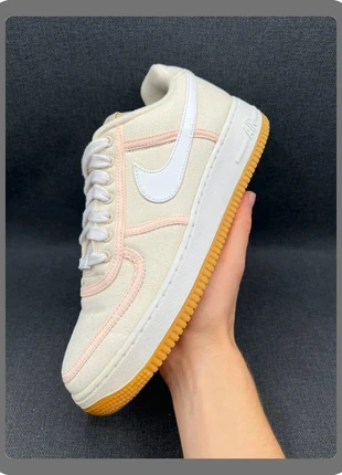 Nike Air Force 1 Low tissus crème 41 (is2318), marque: Nike, état: Très bon état, taille: 41, 75,00 €, 79,45 € Protection acheteurs (Pro) incluse