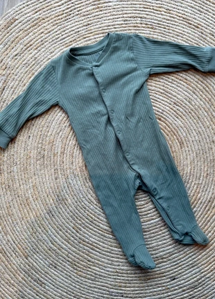 Boxpakje organic, merk: Zeeman, staat: Heel goed, maat: 1-3 maanden / 56 cm, € 2,00, € 2,80 inclusief Kopersbescherming