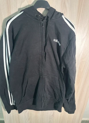 Felpa Adidas con zip Nera M, marke: adidas, zustand: Sehr gut, größe: M, 12,00 €, 13,30 € beinhaltet Vinted-Käuferschutz Pro
