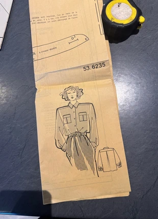 Patron de couture chemisier, zustand: Gut, 3,00 €, 3,85 € inklusive Vinted-Käuferschutz