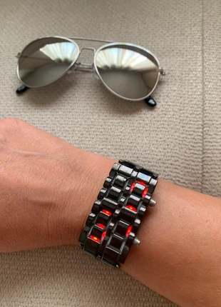 Reloj electrónico digital Nuevo, marque: Local, état: Neuf sans étiquette, taille: Taille unique, 11,50 €, 12,78 € Protection acheteurs incluse