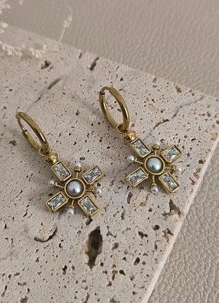 Boucle d'oreille dorée, brand: Balzac Paris, condizioni: Ottime, €20.00, €21.70 include la Protezione acquisti Pro