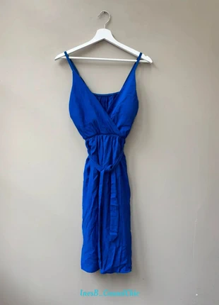 Robe bleue fendue élégante – Taille M - Très bon état, estado: Muito bom, tamanho: M / 38 / 10, €8.50, €9.63 inclui Proteção do Comprador