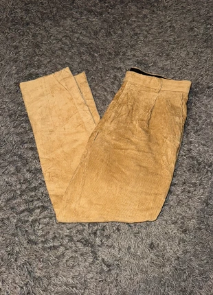 Pantalon En Velours Côtelé / Corduroy Red code beige coton cotelé coupe slim taille 42, brand: Vintage Dressing, condition: Very good, size: W32, €15.00, €16.45 includes Buyer Protection