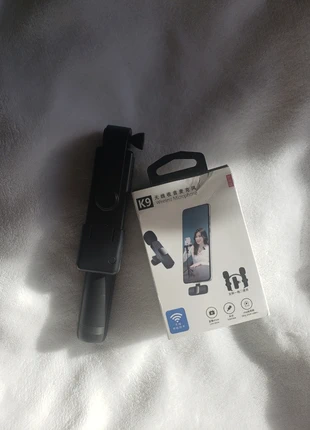 Trepied Bluetooth avec LED + 2 micros cravates sans fil 🎀, marque: K9, état: Très bon état, 15,00 €, 16,45 € Protection acheteurs incluse