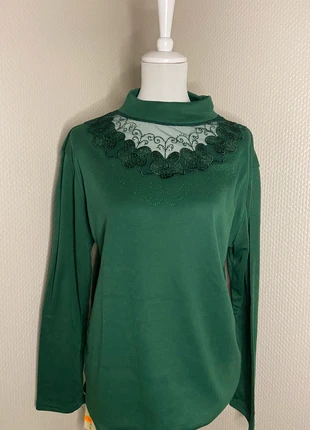 Pull vert d’hiver avec décolleté fleur, marque: Made In Italy, état: Très bon état, taille: XXL / 44 / 16, 5,00 €, 5,95 € Protection acheteurs incluse