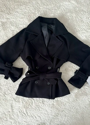 Veste avec ceinture et boutons noir, marca: Boutique indépendante, estado: Muito bom, tamanho: S / 36 / 8, €49.90, €53.10 inclui Proteção do Comprador Pro