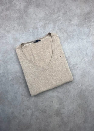 Pull col V Tommy Hilfiger beige logo brodé - taille M femme, brand: Tommy Hilfiger, condizioni: Ottime, taglia: M / IT 42 / EU 38, €24.90, €26.85 include la Protezione acquisti Pro