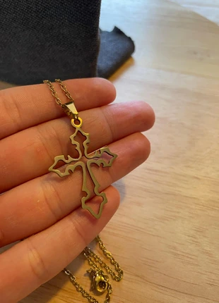 y2k Halskette/Necklace Goldlook, Cross, merk: Rave, staat: Goed, € 8,99, € 10,14 inclusief Kopersbescherming