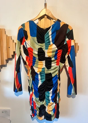 Vestido drapeado colores, marque: Zara, état: Neuf sans étiquette, taille: Taille unique, 11,90 €, 13,20 € Protection acheteurs incluse