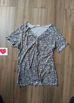 Tee shirt femme "m&s", marca: M&S, estado: Muito bom, tamanho: XL / 42 / 14, €1.00, €1.75 inclui Proteção do Comprador Pro