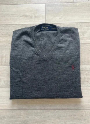 Pull Ralph Lauren col V en laine mérinos de couleur gris signé Bordeaux taille L, brand: Ralph Lauren, condition: Very good, size: L, €30.00, €32.20 includes Buyer Protection