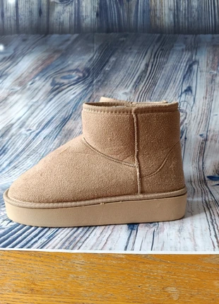 Bottes femme style fourrées – taille 40, marca: Camel, estado: Novo sem etiquetas, tamanho: 40, €12.00, €13.30 inclui Proteção do Comprador