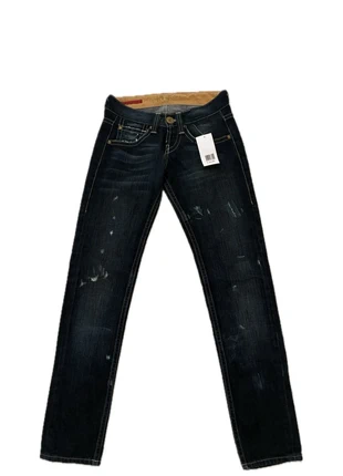pantaloni jeans GUESS a vita bassa, merk: GUESS, staat: Nieuw met prijskaartje, maat: XXS / 32 / 4, € 8,00, € 9,10 inclusief Kopersbescherming