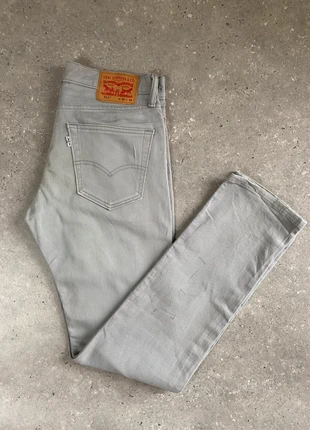Jean Levi's Homme 511 W32 L34 - XL Gris clair coupe slim patch brodé vintage, marke: Levi's, zustand: Sehr gut, größe: XL, 16,50 €, 18,03 € inklusive Vinted-Käuferschutz