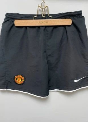 Short Nike Manchester United enfant 14 ans, brand: Nike, condition: Very good, size: L, €20.00, €21.70 includes Buyer Protection