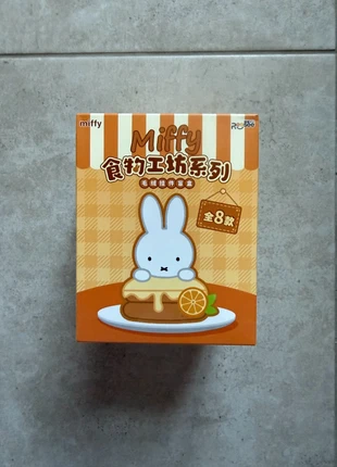 Blindbox Miffy, marque: Miffy, état: Très bon état, taille: 3 ans / 98 cm, 15,00 €, 16,45 € Protection acheteurs incluse