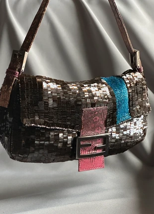 Fendi Brown Sequin Baguette (1999), marke: Fendi, zustand: Sehr gut, 4 500,00 €, 4 725,70 € inklusive Vinted-Käuferschutz