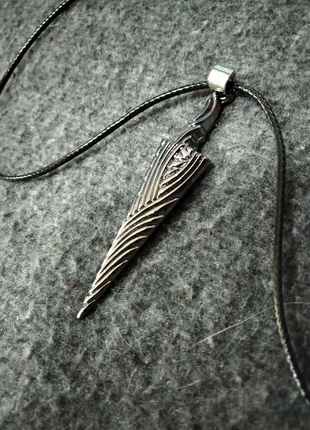 Colgante hollow Knight, merk: Local, staat: Nieuw zonder prijskaartje, € 8,00, € 9,10 inclusief Kopersbescherming