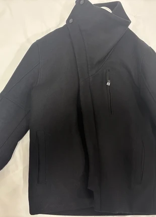 high neck assymmetric coat, brand: Made In Italy, condizioni: Ottime, taglia: M, €69.00, €73.15 include la Protezione acquisti