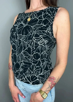 Débardeur Lauren Ralph Lauren noir fleuri - L femme - coton 3TRLS 28, marque: Ralph Lauren, état: Très bon état, taille: L / 40 / 12, 5,00 €, 5,95 € Protection acheteurs (Pro) incluse