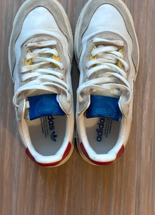 Chaussures Adidas – Taille 40, brand: adidas, condition: Very good, size: 40, €15.00, €16.45 includes Buyer Protection