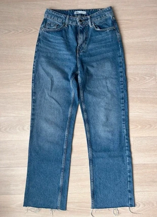 Jean pantalon bleu Zara taille 36 très bon état, brand: Zara, condition: Very good, size: S / 36 / 8, €12.99, €14.34 includes Buyer Protection