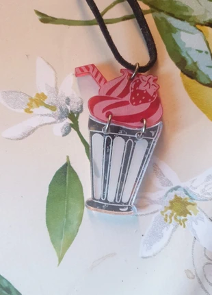 Collier Milshake Rouge & Argent, zustand: Sehr gut, 6,50 €, 7,53 € inklusive Vinted-Käuferschutz
