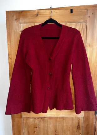 Pull / gilet cintré rouge bordeaux avec manches évasées, brand: Shein, condition: Very good, size: S / 36 / 8, €5.00, €5.95 includes Buyer Protection