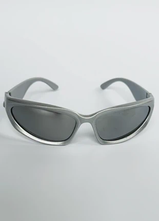 Lunette de soleil grise verre opaque chrome | style vintage Y2K techno, brand: Aesthetic, condition: New without tags, €10.00, €11.20 includes Buyer Protection