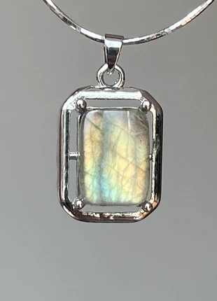 Pendentif labradorite reflets dorés – monture argentée, marca: labradorite, estado: Muito bom, €11.00, €12.25 inclui Proteção do Comprador Pro
