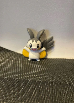 Figurine Emolga Pokémon Nintendo 4,5cm Tomy officiel, marque: Pokémon, état: Bon état, taille: Taille unique, 3,50 €, 4,38 € Protection acheteurs (Pro) incluse