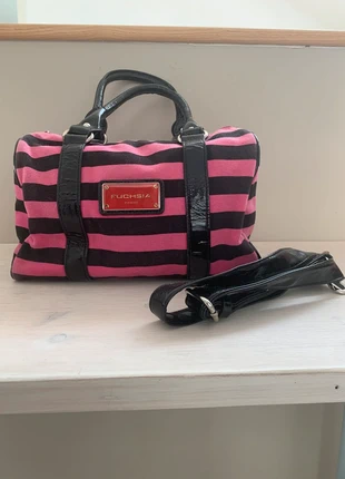 Sac main Fuschia vintage rose noir à rayures, marke: Fuchsia, zustand: Sehr gut, 19,00 €, 20,65 € inklusive Vinted-Käuferschutz