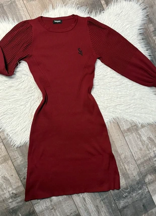 Robe d'hiver bordeaux taille L porté 1 fois, brand: Sinéquanone, condizioni: Ottime, taglia: L / IT 44 / EU 40, €15.00, €16.45 include la Protezione acquisti