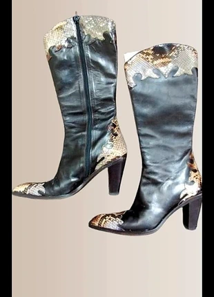 Stivali Texani in Pelle Neri - pelle animalier - taglia 39.5 " Williams ", brand: R.M.Williams, condizioni: Ottime, taglia: 39.5, €89.00, €94.15 include la Protezione acquisti