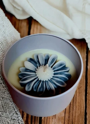 Handmade Daisy candle, brand: Soya, condition: New without tags, £5.50, £6.48 includes Buyer Protection