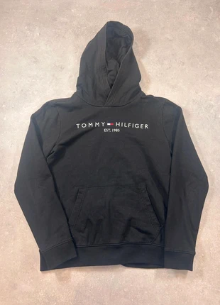 Sweat à capuche Tommy Hilfiger noir logo brodé – Taille S Femme – Très bon état, marke: Tommy Hilfiger, zustand: Sehr gut, größe: S / 36 / 8, 22,00 €, 23,80 € inklusive Vinted-Käuferschutz