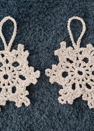 Lot de 2 petits flocons argentés de Noël au crochet, brand: Fait Main, condition: New with tags, €3.00, €3.85 includes Buyer Protection