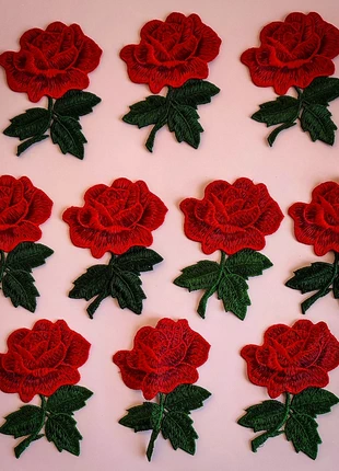Bundle 8 patches applicazioni ricamate rose rosse nuove - creazioni DIY e decorazioni, marca: Patch, estado: Nuevo sin etiquetas, 12,00 €, 13,30 € Protección al comprador incluida