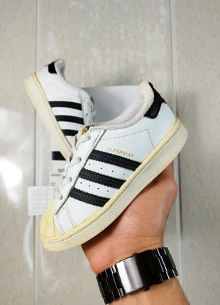 Baskets Sneackers Adidas Originals Superstar Enfant Taille 25, marque: adidas, état: Très bon état, taille: 25, 15,00 €, 16,45 € Protection acheteurs (Pro) incluse