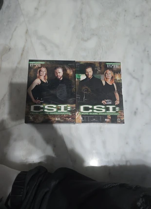 Vendo Cofanetto Dvd Csi las vegas 5 stagione, zustand: Sehr gut, 12,00 €, 13,30 € inklusive Vinted-Käuferschutz
