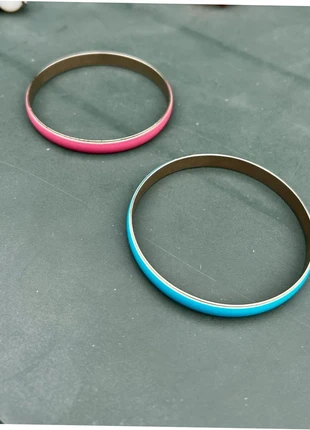 Bracelets rigides colorés rose et bleu – lot de 2 accessoires fantaisie vintage, brand: Fantaisie, condizioni: Ottime, €2.00, €2.80 include la Protezione acquisti