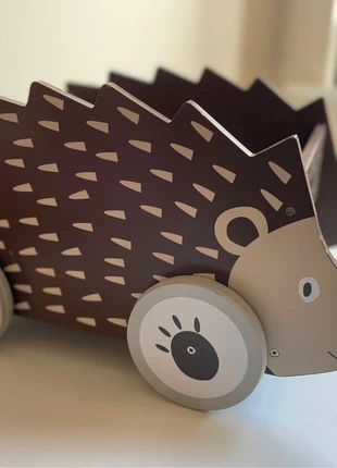 Animal book cart, hedgehog, brand: Great Little Trading Company, condition: Very good, size: 24-36 months / 92 cm, £6.50, £7.32 includes Buyer Protection