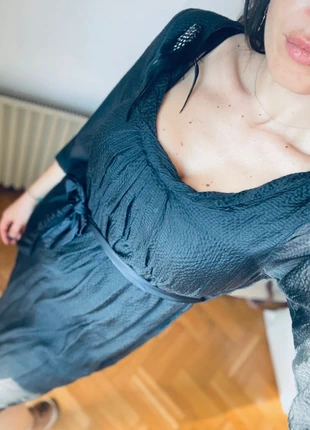 Robe 100% soie et plume T36, marque: DDP, état: Très bon état, taille: S / 36 / 8, 18,00 €, 19,60 € Protection acheteurs incluse