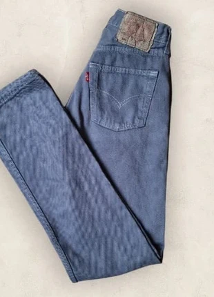 Jean Levi's 501 / gris / surpiqure blanche / W27L34, marke: Levi's, zustand: Sehr gut, größe: S / 36 / 8, 20,00 €, 21,70 € inklusive Vinted-Käuferschutz