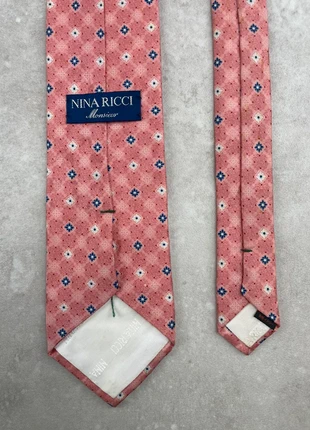 Noeud de Cravate Nina Ricci Vintage 100% Soie Rose à Motif Bleu et Blanc, brand: Nina Ricci, condition: Very good, €10.00, €11.20 includes Buyer Protection
