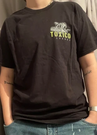 T-shirt noir Toxico, marque: Toxico, état: Neuf sans étiquette, taille: M, 14,00 €, 15,40 € Protection acheteurs incluse