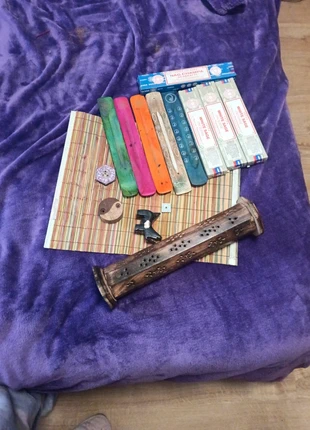 Conjunto incienso, merk: Satya, staat: Veelgebruikt, € 5,00, € 5,95 inclusief Kopersbescherming