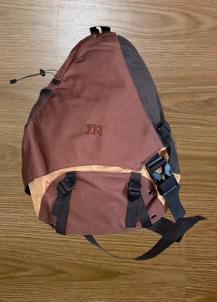 Sac avec bandoulière marron, marque: Japan Style, état: Très bon état, 29,99 €, 32,19 € Protection acheteurs incluse